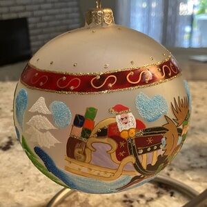 Vintage Bombay Company Hand-Crafted Christmas Ornament LARGE 4.5”x4” Santa
